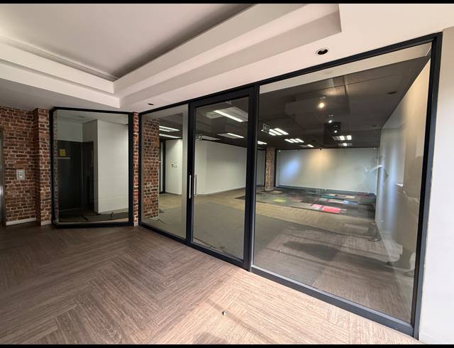 348M² OFFICE TO LET IN ROSEBANK